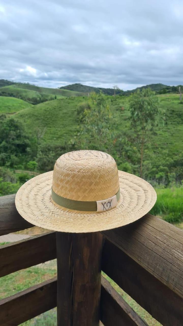 Alojamento de Turismo Selvagem Chale Petala - Monte *