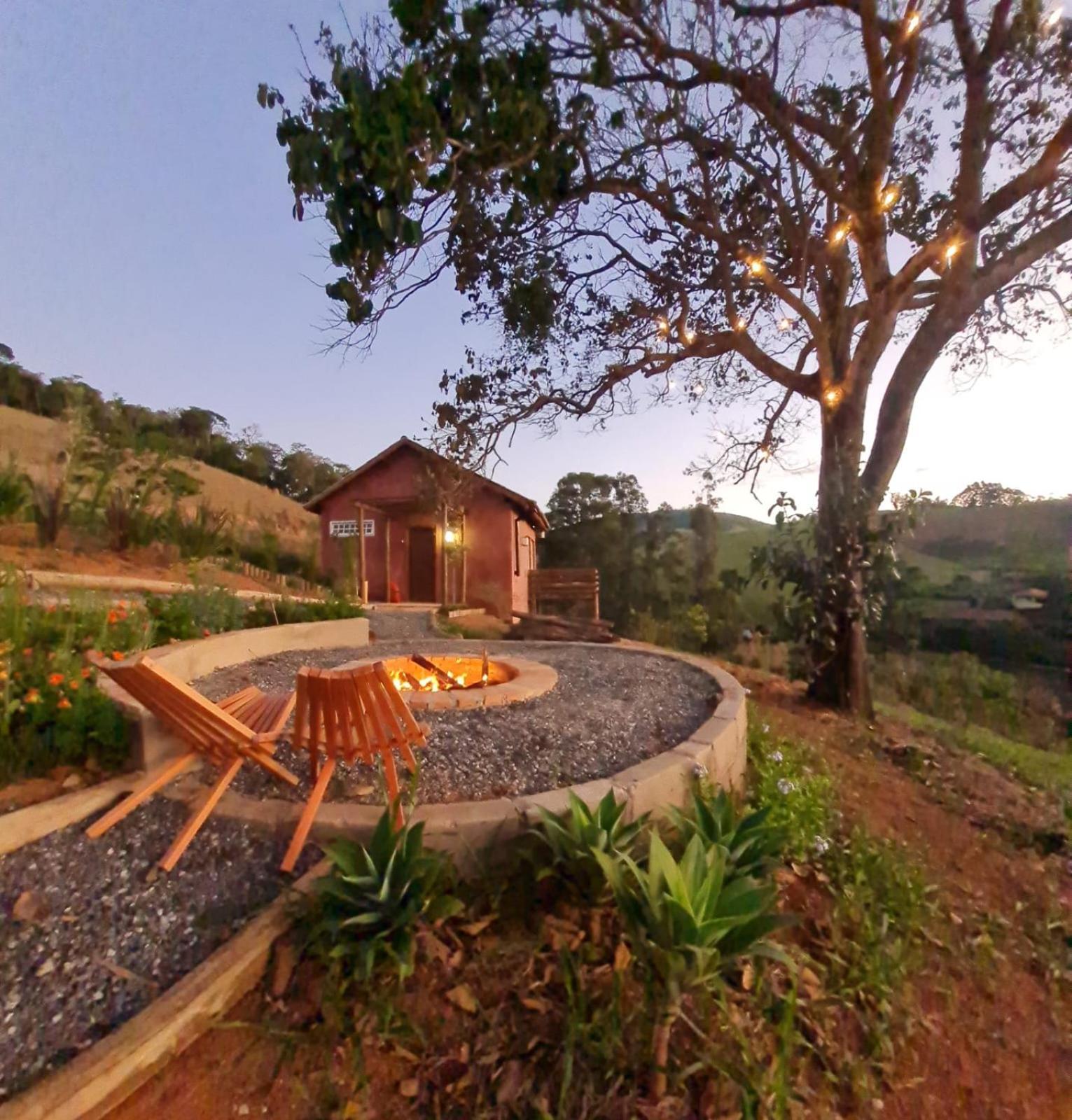 Alojamento de Turismo Selvagem Chale Petala - Monte Cunha